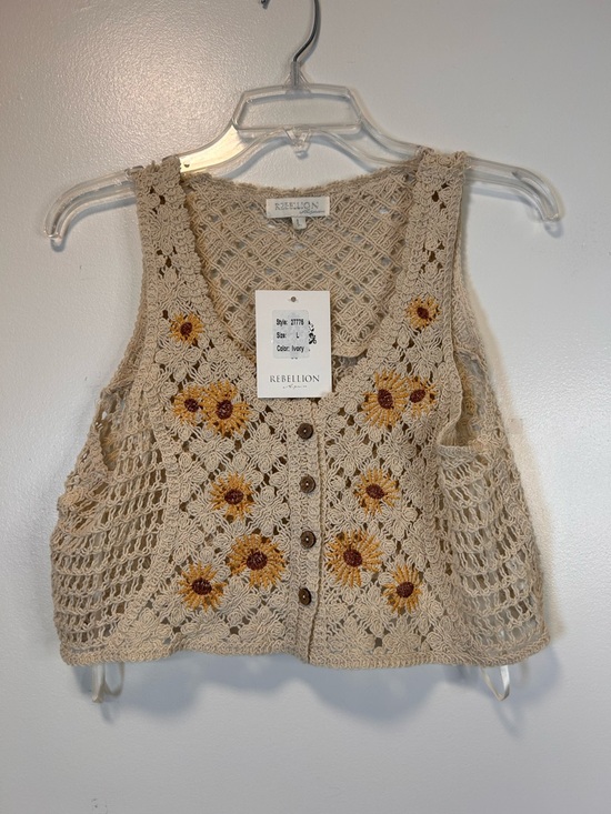 Rebellion Jackets & Blazers - Rebellion Again Crochet Ivory Sunflower Open Stitch Vest Cropped Women’s Large